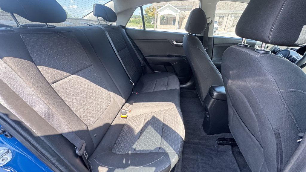 Photo 7 of this KIA RIO