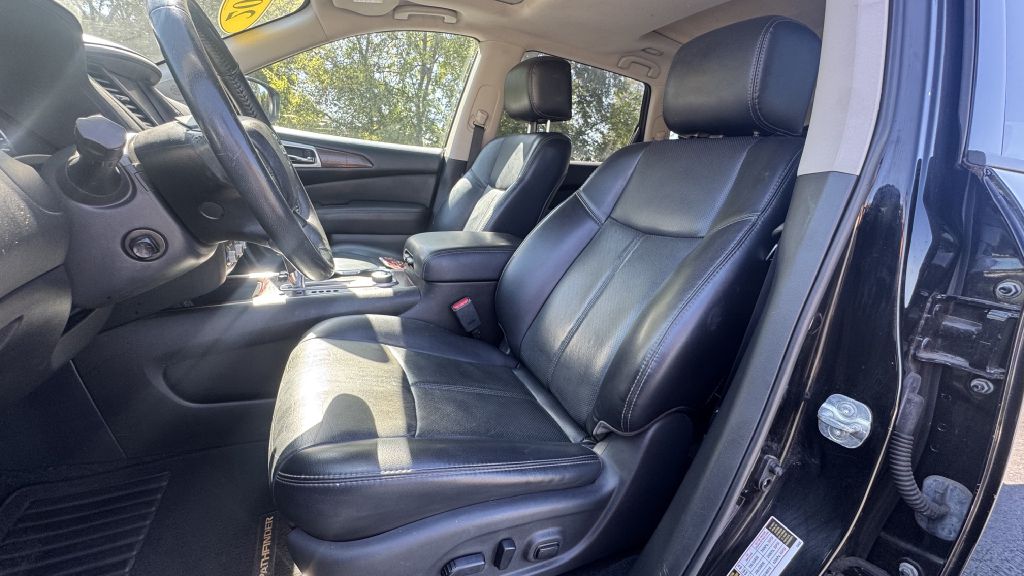 Photo 5 of this NISSAN PATHFINDER