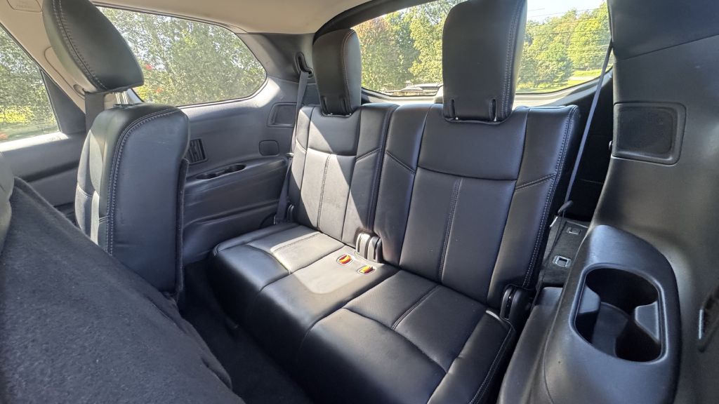 Photo 8 of this NISSAN PATHFINDER