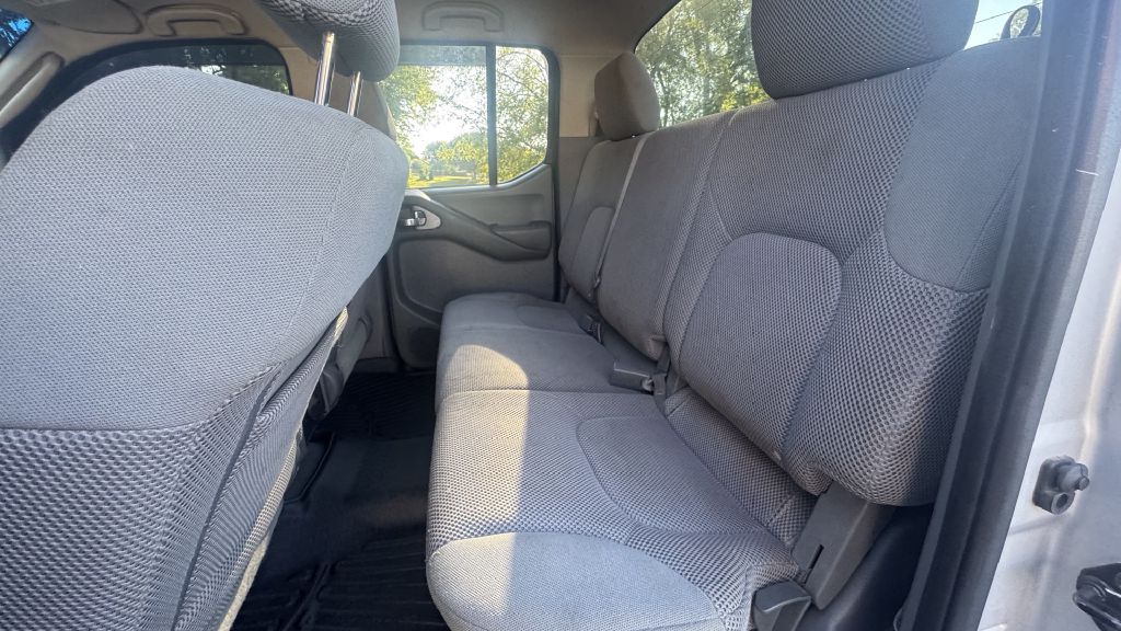 Photo 6 of this NISSAN FRONTIER