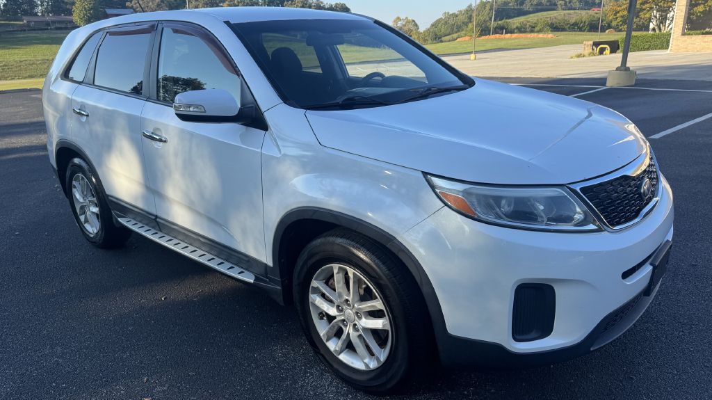 Photo 2 of this KIA SORENTO