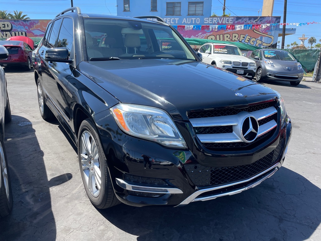 Photo 8 of this MERCEDES-BENZ GLK
