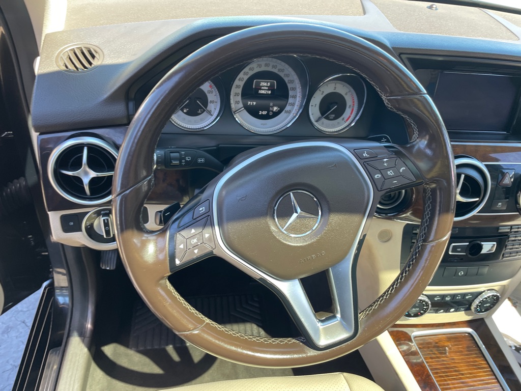 Photo 14 of this MERCEDES-BENZ GLK