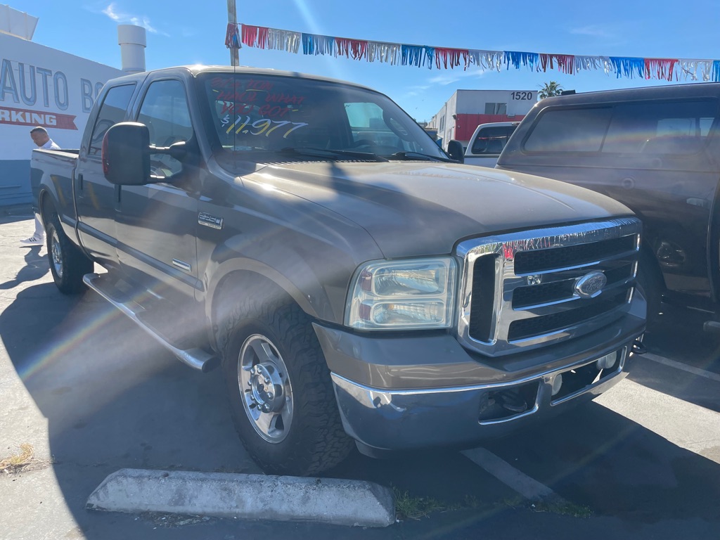 Photo 2 of this FORD F250