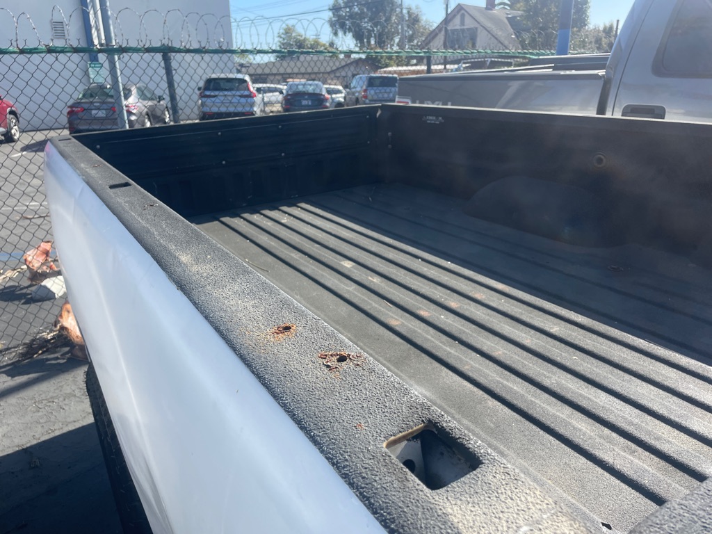 Photo 34 of this TOYOTA TUNDRA