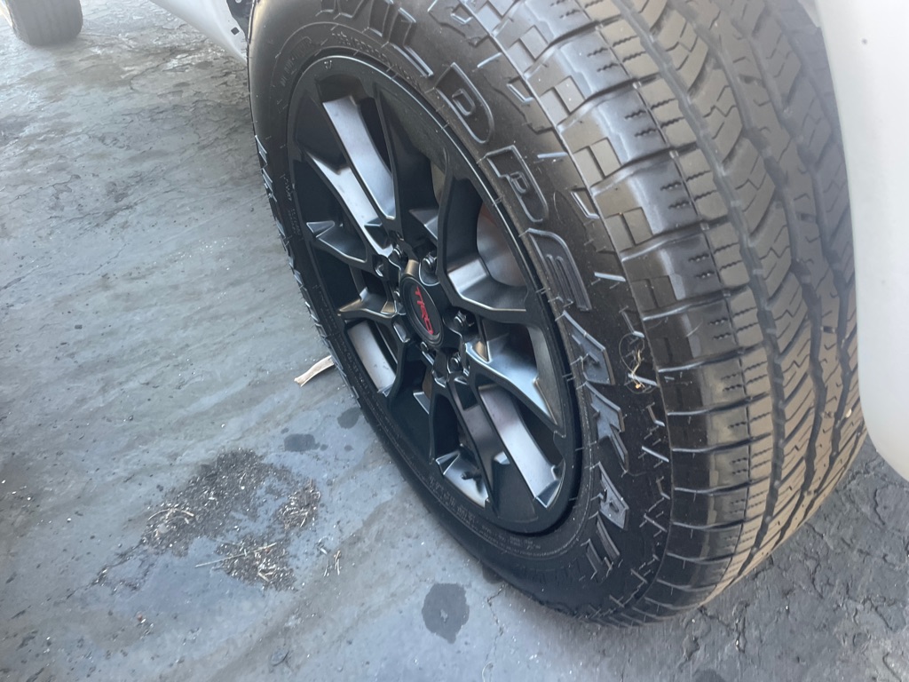 Photo 38 of this TOYOTA TUNDRA