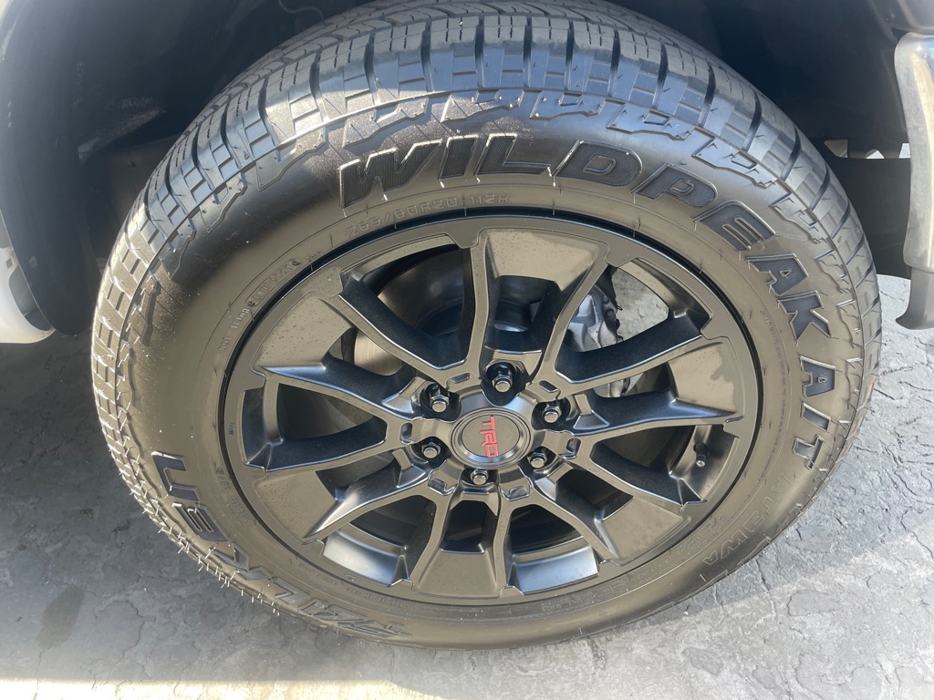 Photo 6 of this TOYOTA TUNDRA