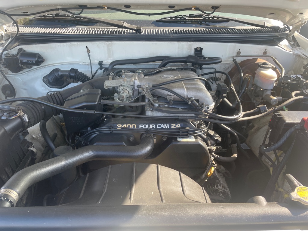 Photo 22 of this TOYOTA TUNDRA