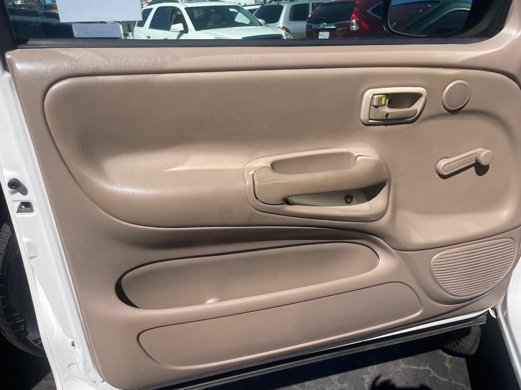Photo 20 of this TOYOTA TUNDRA