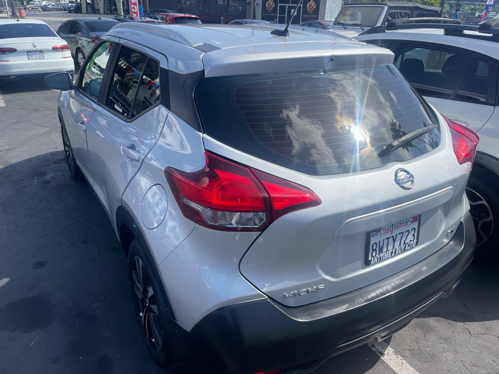 Photo 25 of this NISSAN KICKS