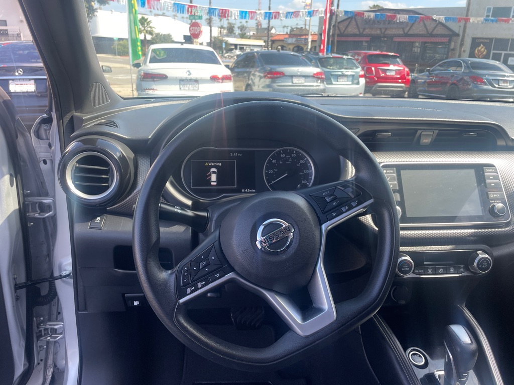 Photo 16 of this NISSAN KICKS