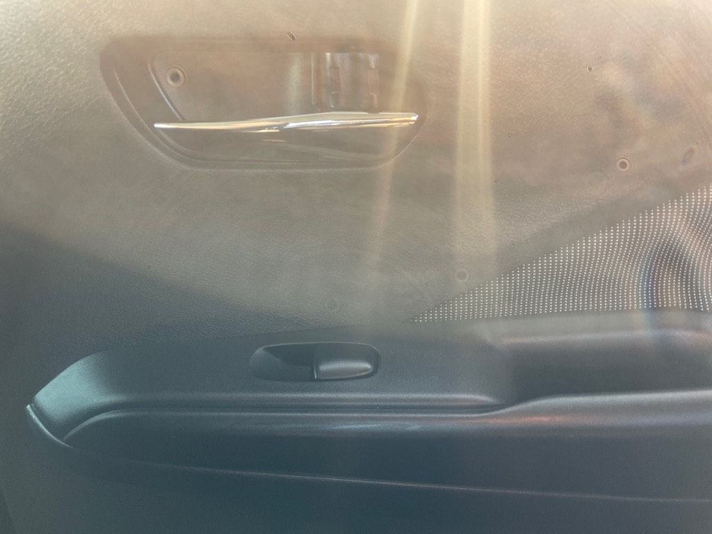 Photo 20 of this NISSAN KICKS