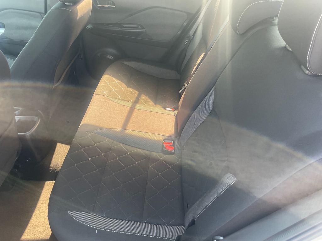 Photo 15 of this NISSAN KICKS