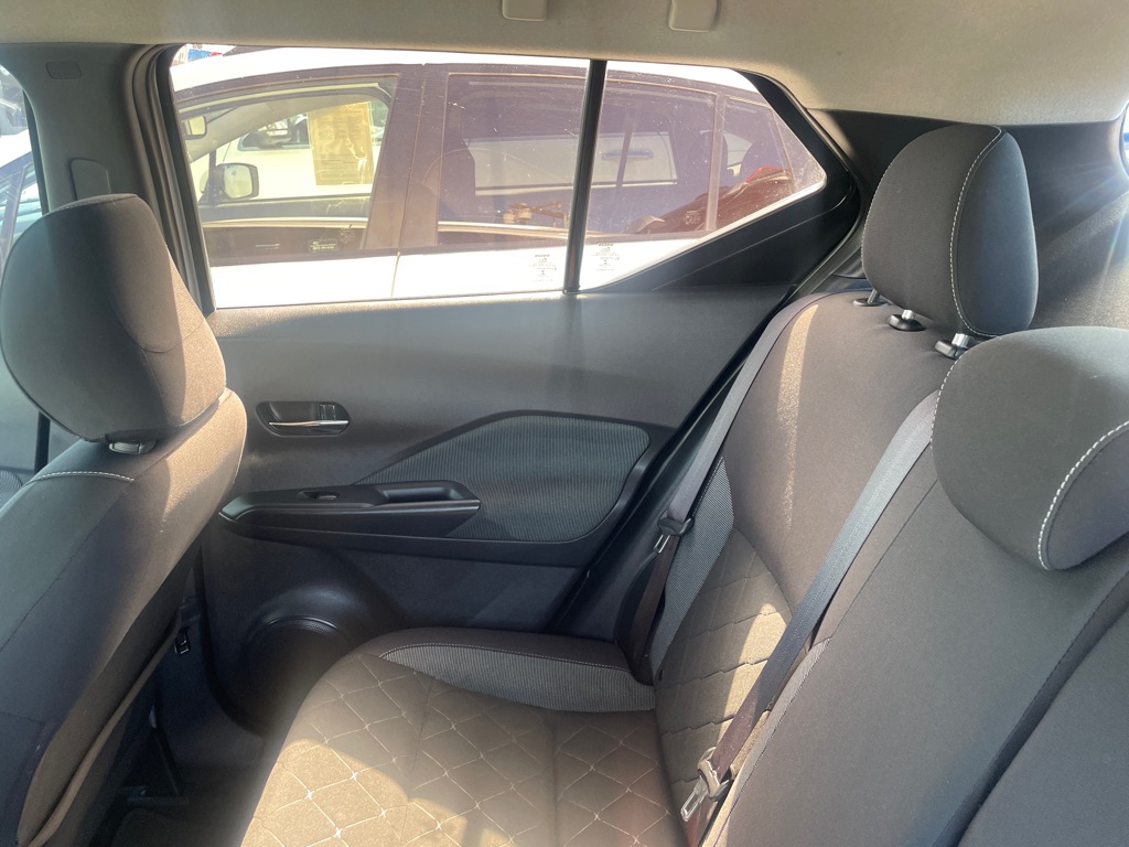 Photo 14 of this NISSAN KICKS