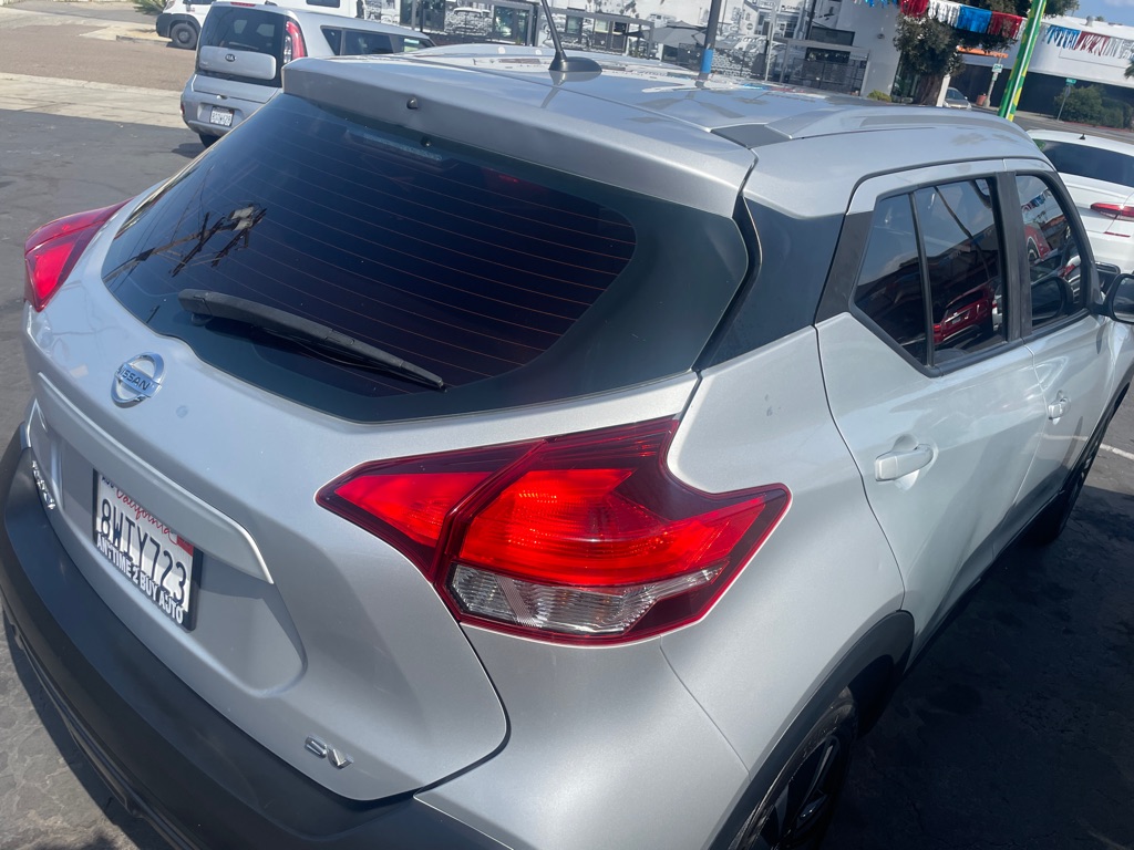 Photo 26 of this NISSAN KICKS