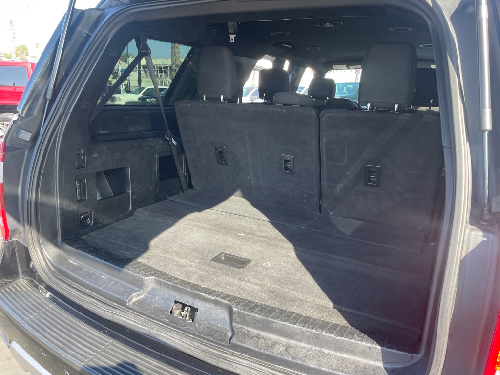 Photo 27 of this FORD EXPEDITION