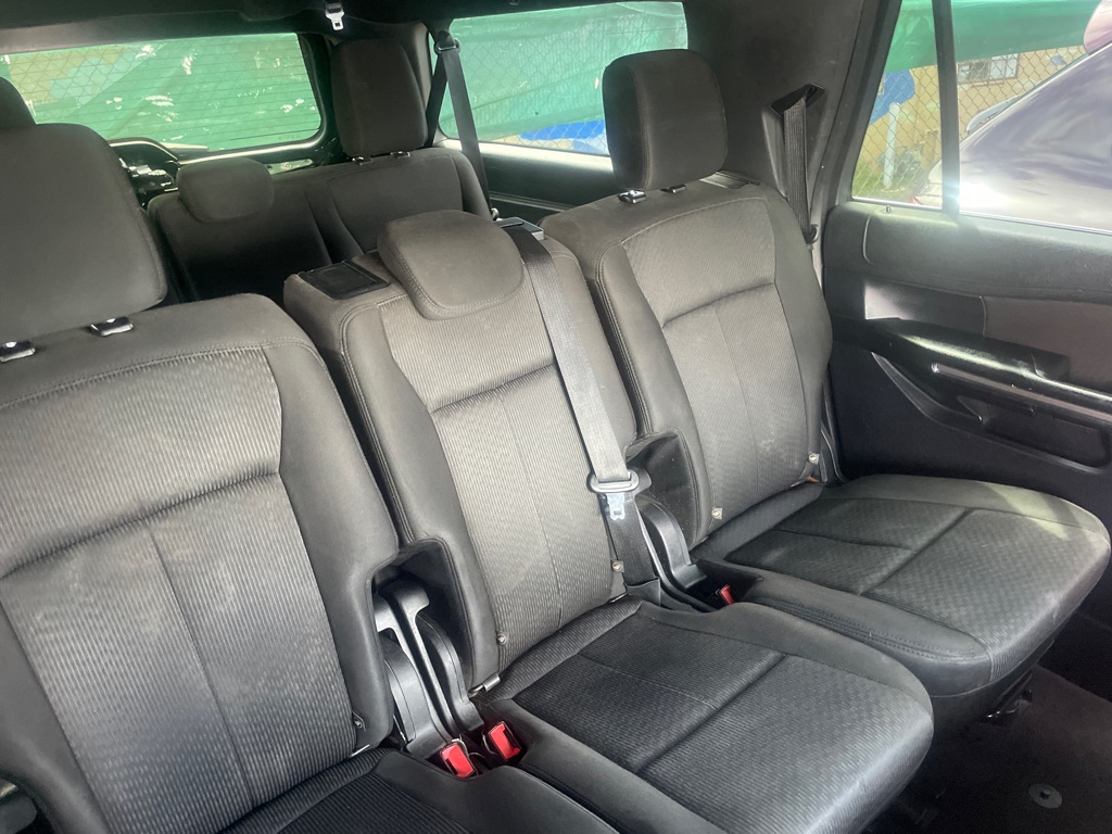 Photo 8 of this FORD EXPEDITION