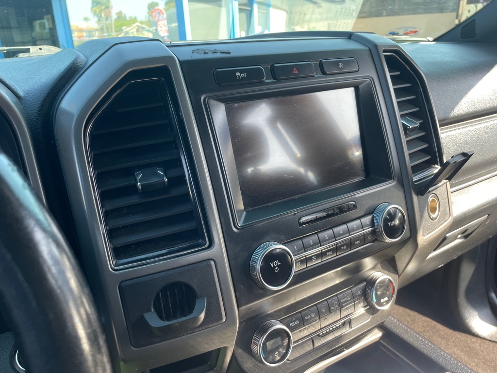 Photo 20 of this FORD EXPEDITION