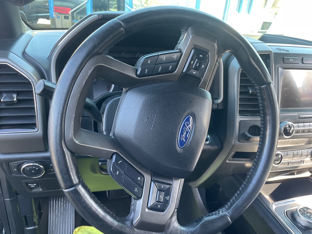 Photo 18 of this FORD EXPEDITION