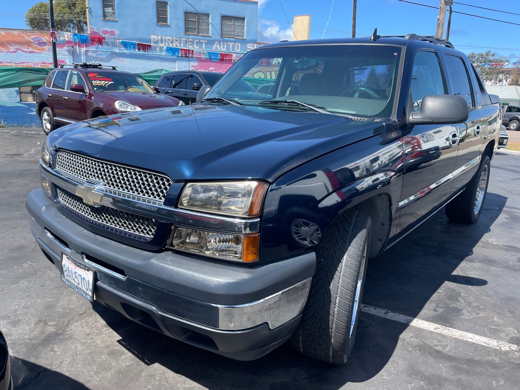 Photo 2 of this CHEVROLET AVALANCHE