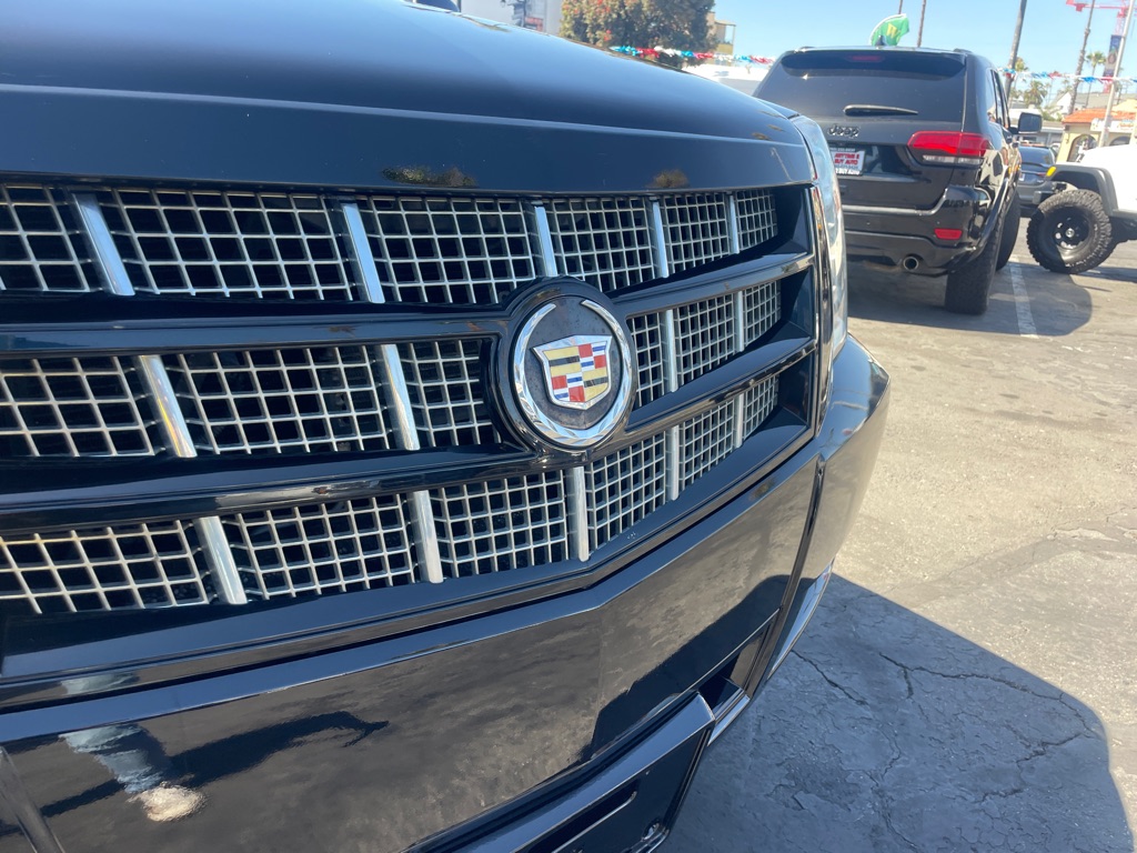 Photo 18 of this CADILLAC ESCALADE