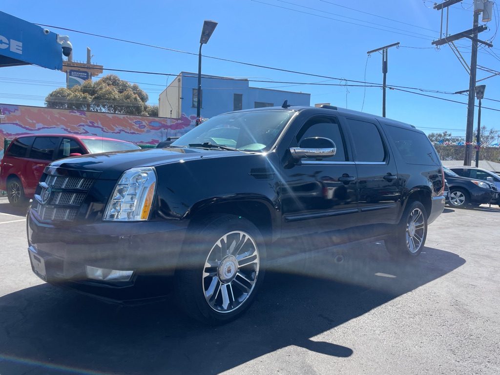 Photo 15 of this CADILLAC ESCALADE