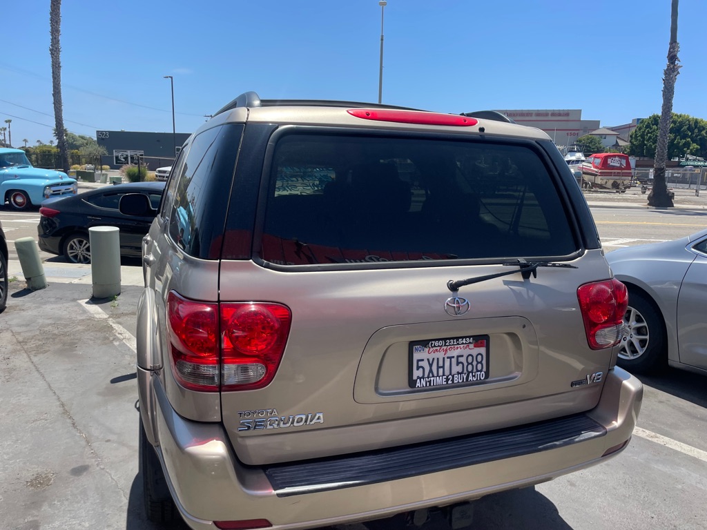 Photo 6 of this TOYOTA SEQUOIA