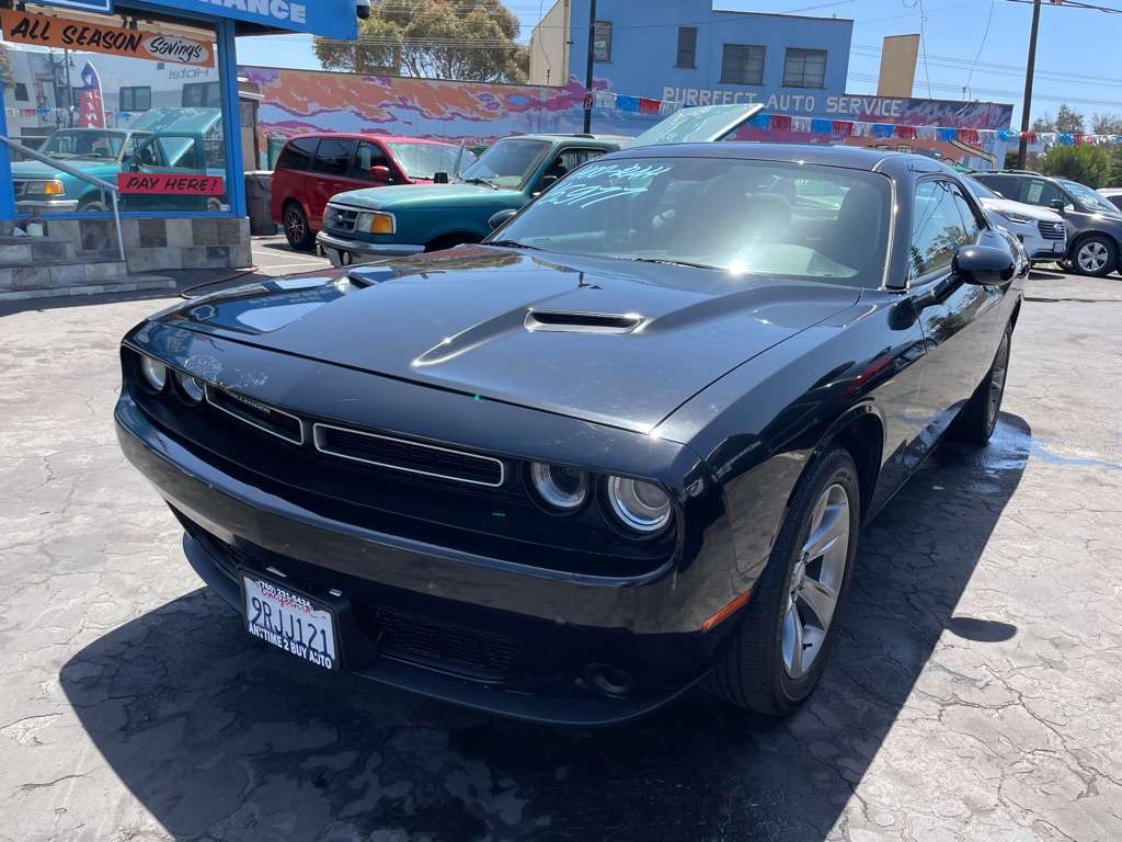 Photo 33 of this DODGE CHALLENGER
