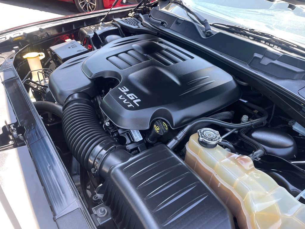 Photo 20 of this DODGE CHALLENGER