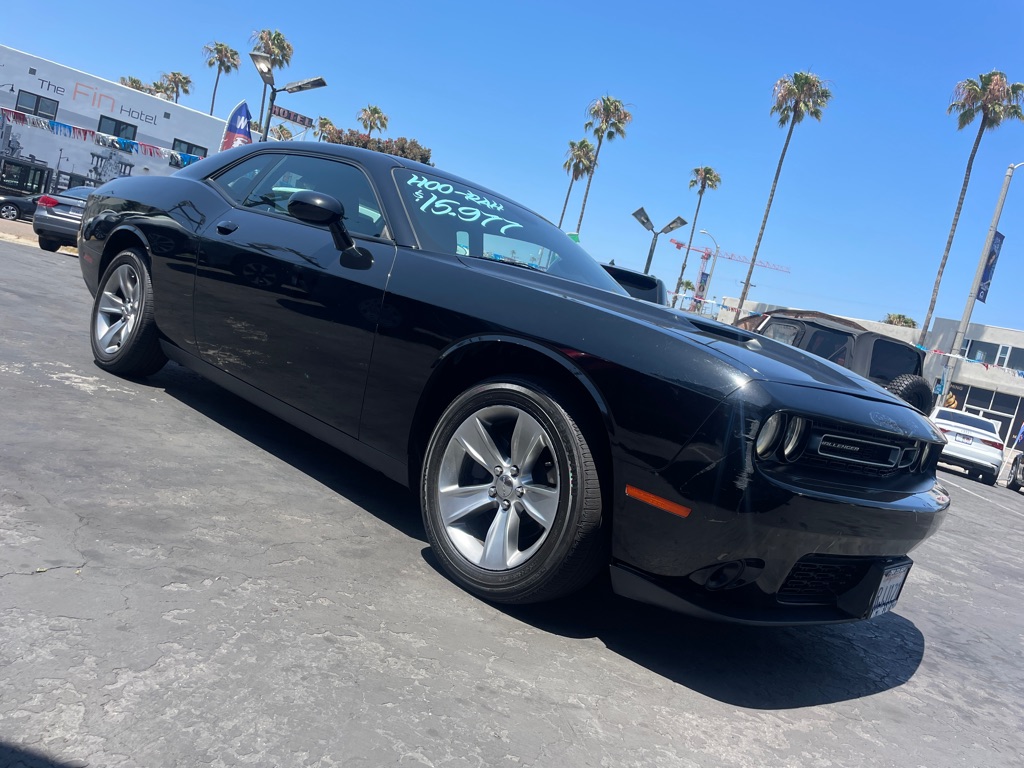 Photo 2 of this DODGE CHALLENGER