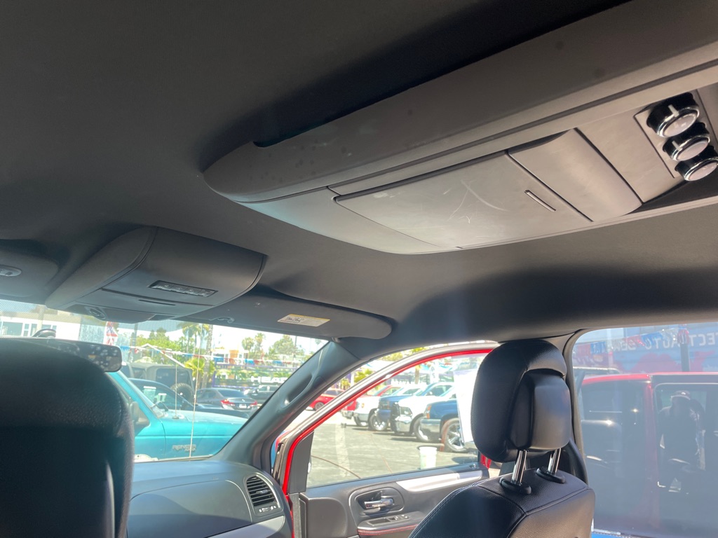 Photo 36 of this DODGE GRAND CARAVAN