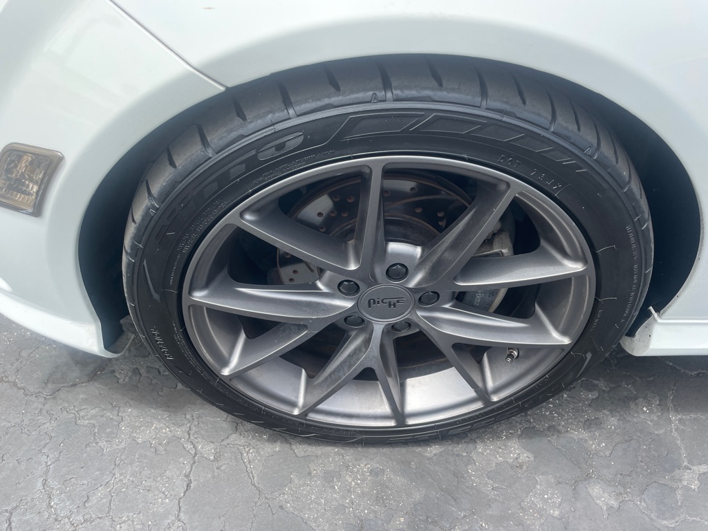 Photo 11 of this MERCEDES-BENZ C-CLASS