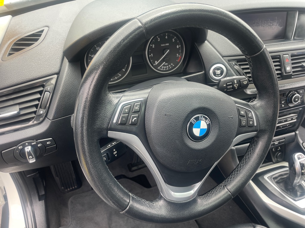 Photo 19 of this BMW X1