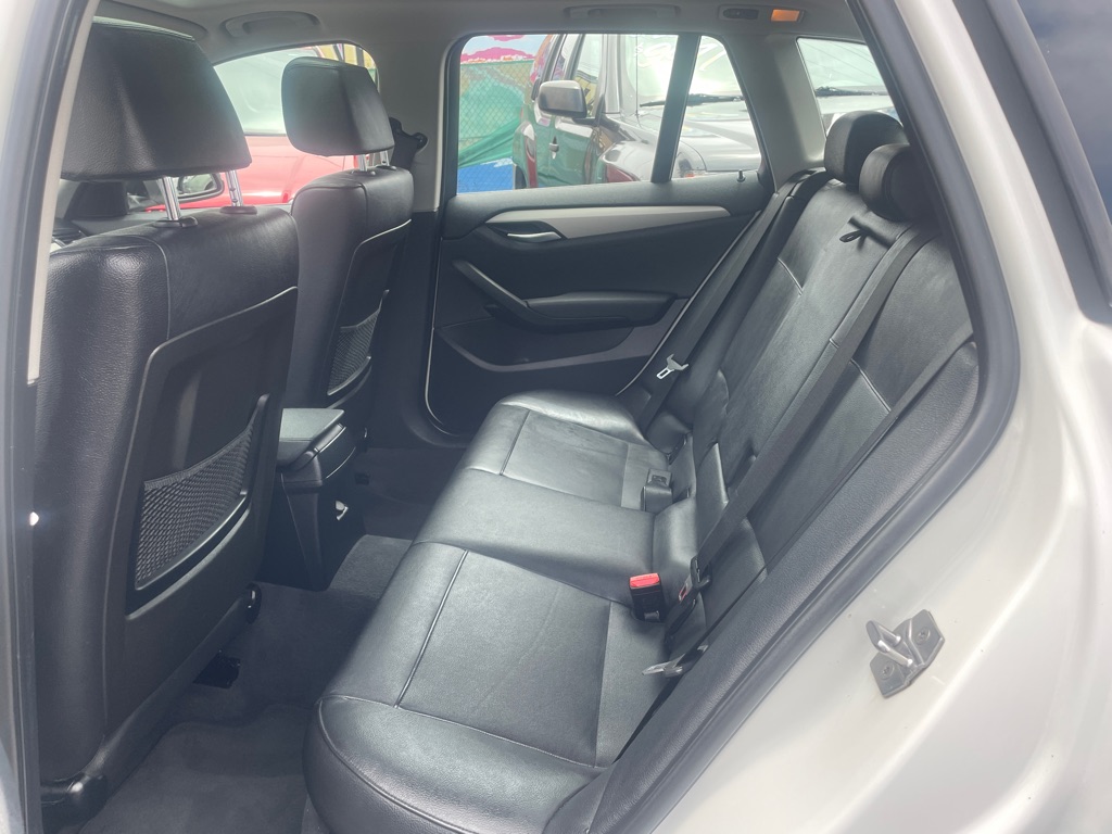 Photo 12 of this BMW X1