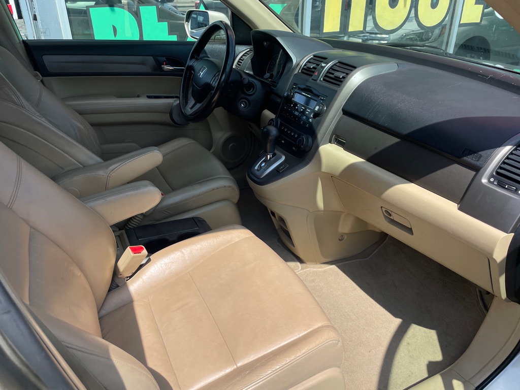 Photo 8 of this HONDA CR-V