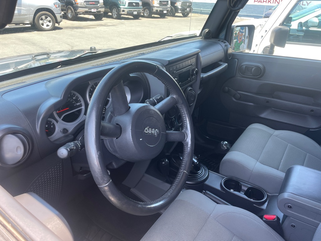 Photo 8 of this JEEP WRANGLER