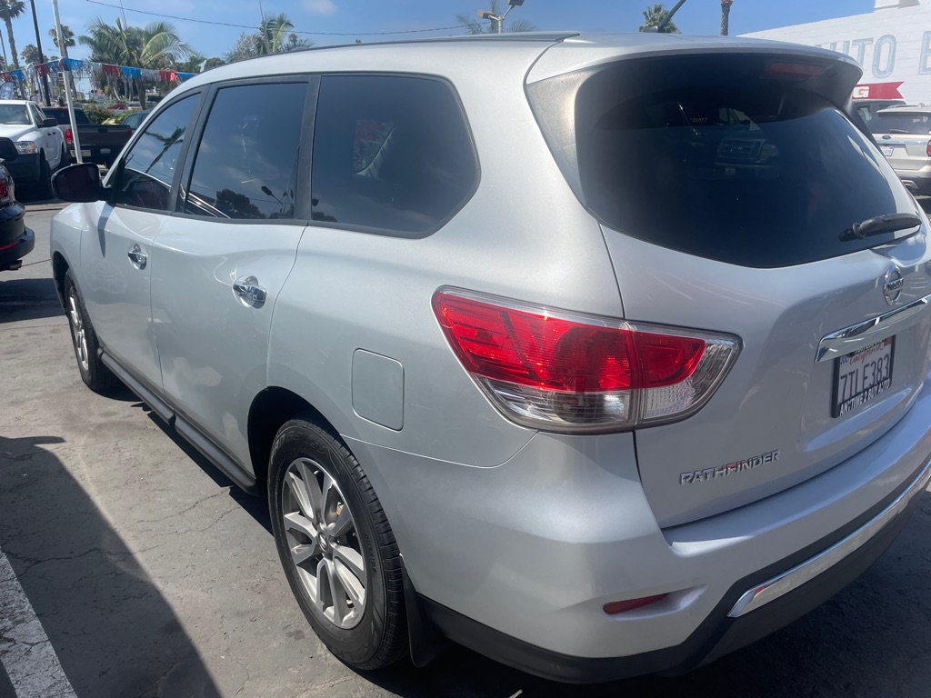 Photo 4 of this NISSAN PATHFINDER