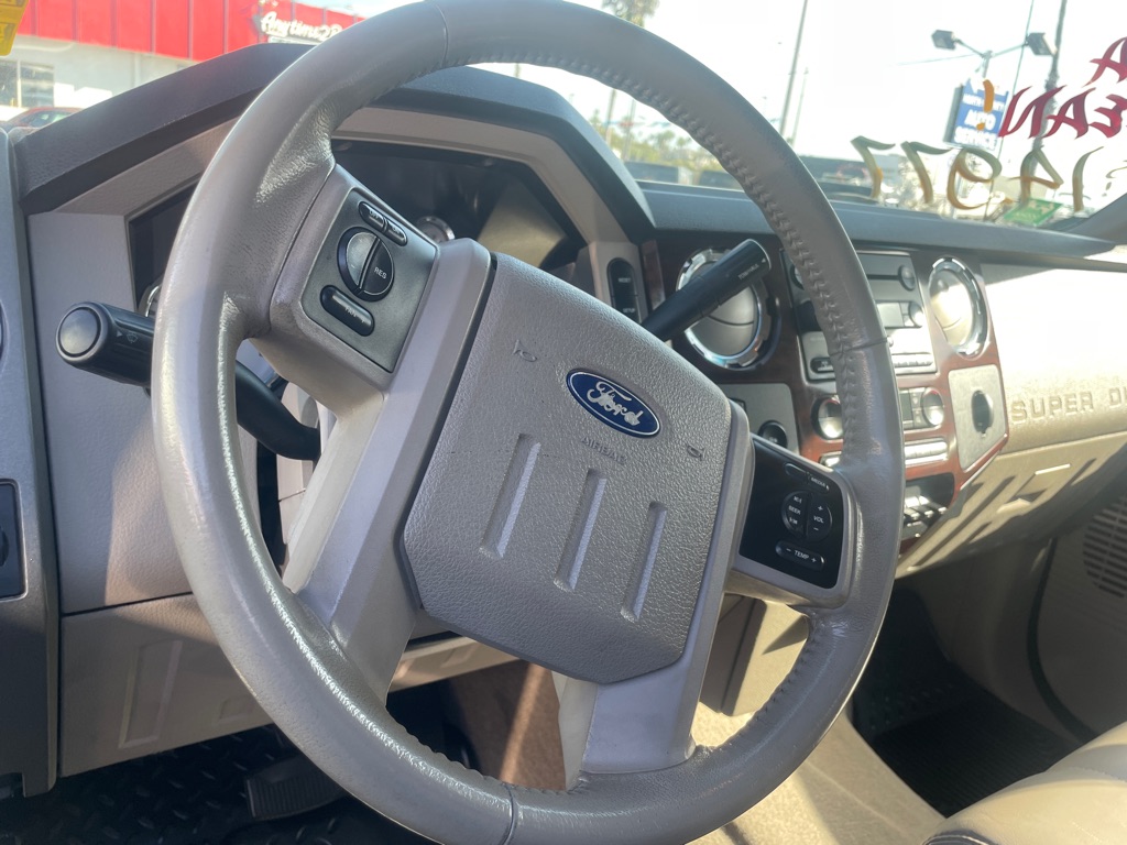 Photo 13 of this FORD F250