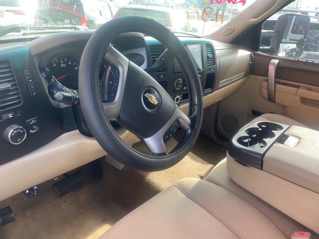 Photo 9 of this CHEVROLET SILVERADO 1500