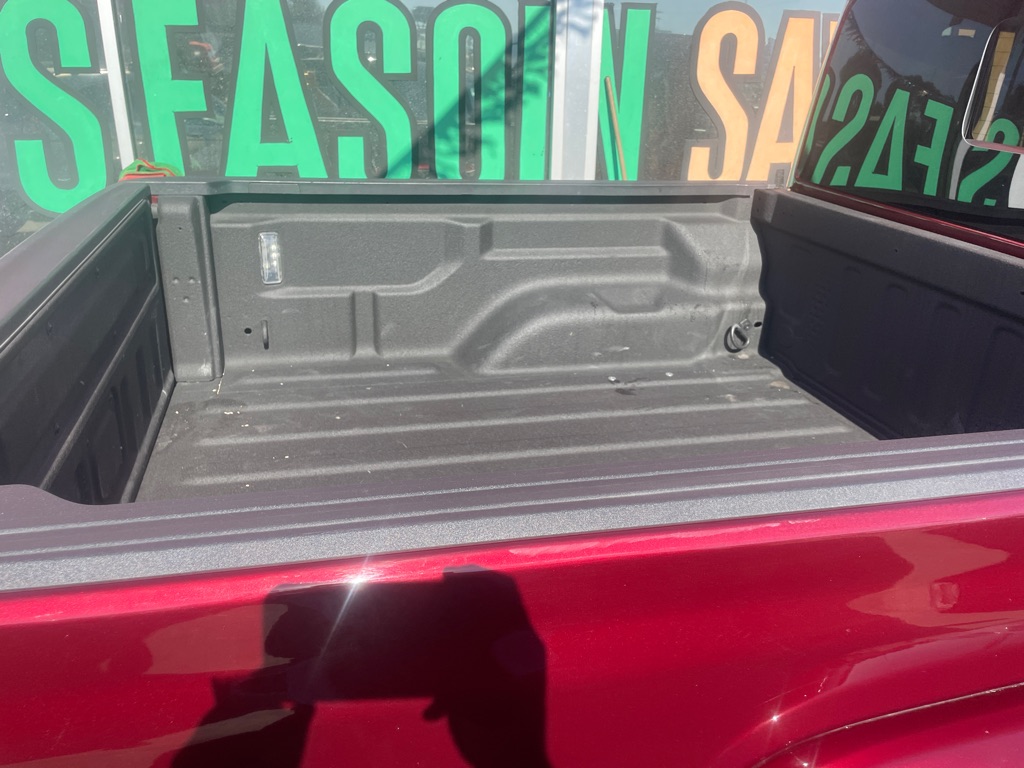 Photo 21 of this JEEP GLADIATOR