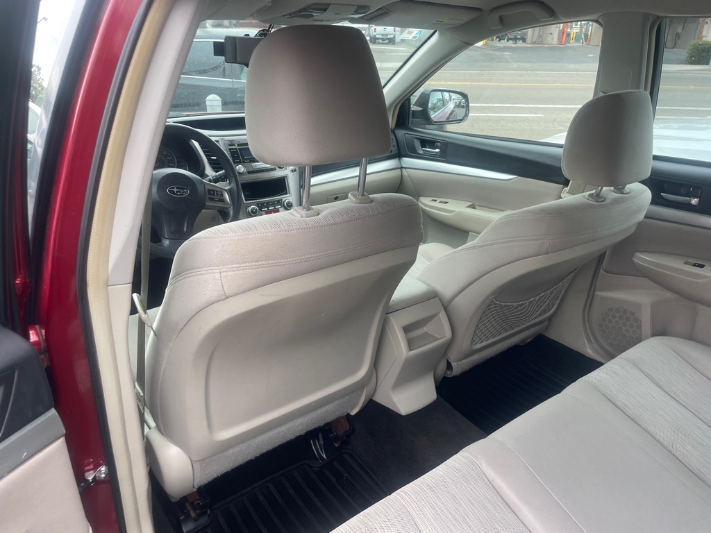 Photo 11 of this SUBARU OUTBACK
