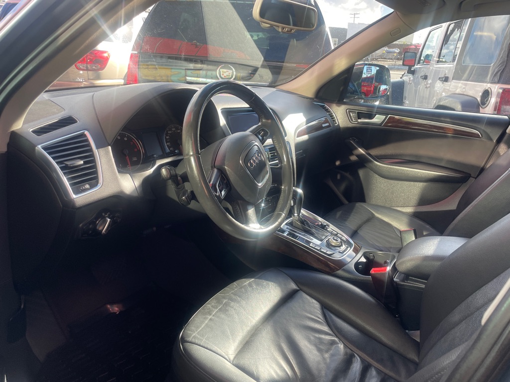 Photo 3 of this AUDI Q5
