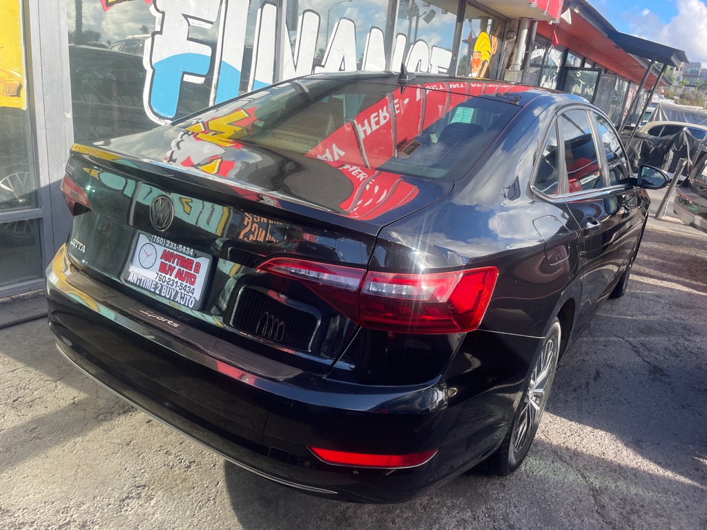 Photo 3 of this VOLKSWAGEN JETTA