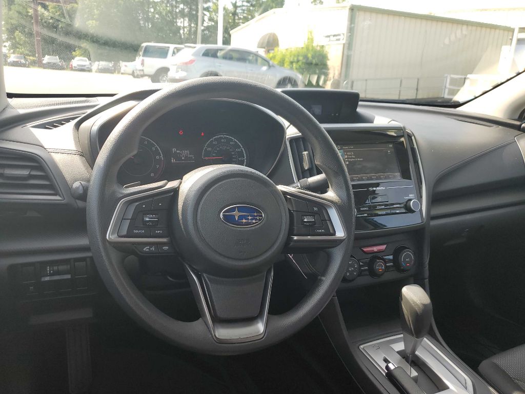 Photo 19 of this SUBARU IMPREZA