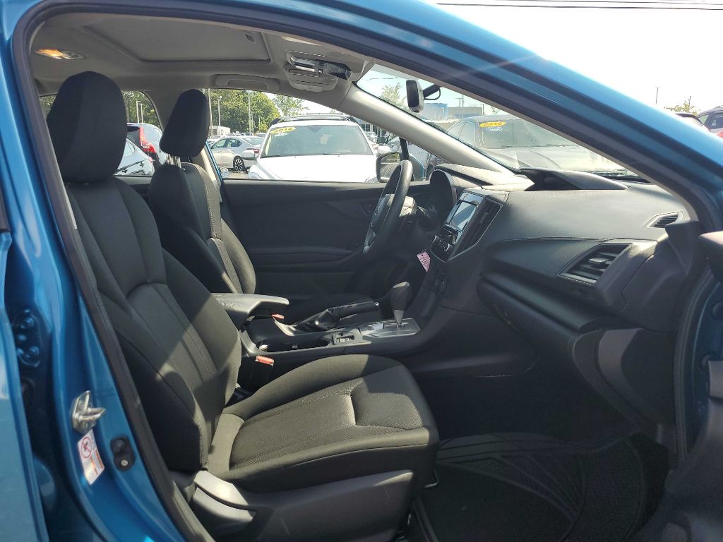 Photo 21 of this SUBARU IMPREZA