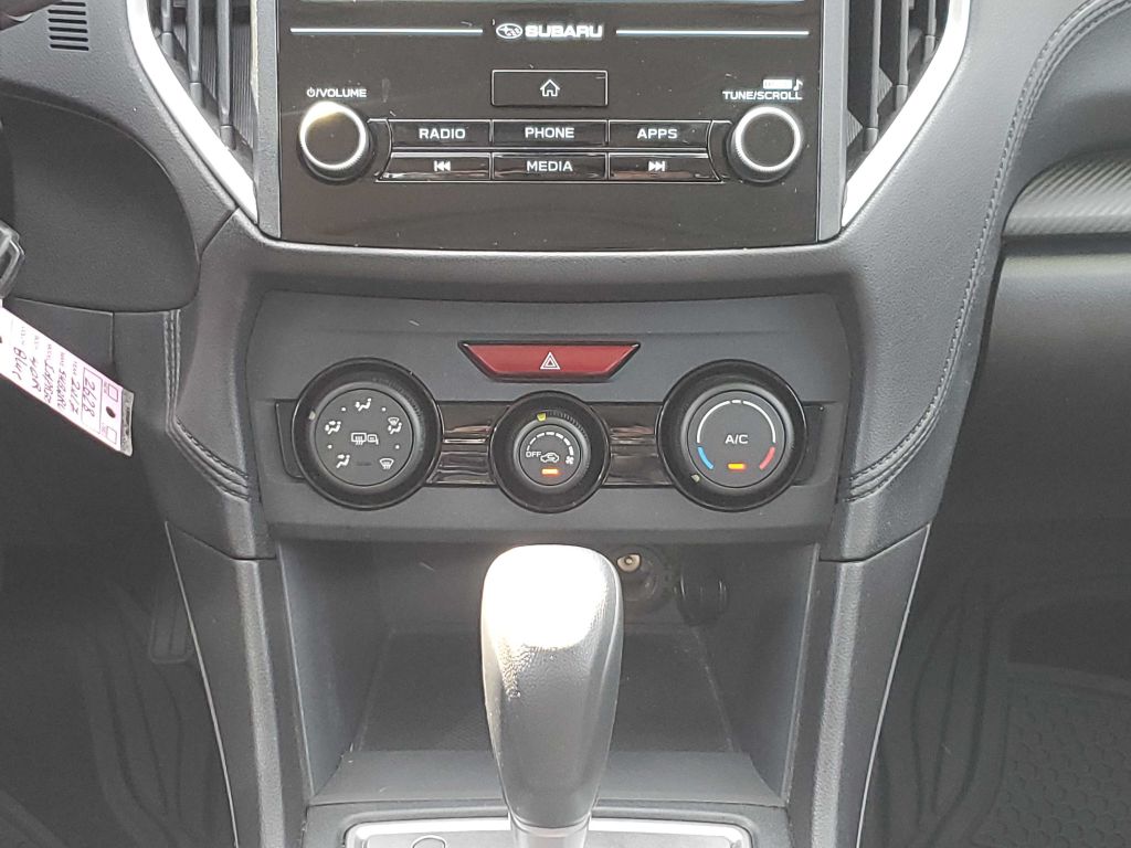 Photo 17 of this SUBARU IMPREZA