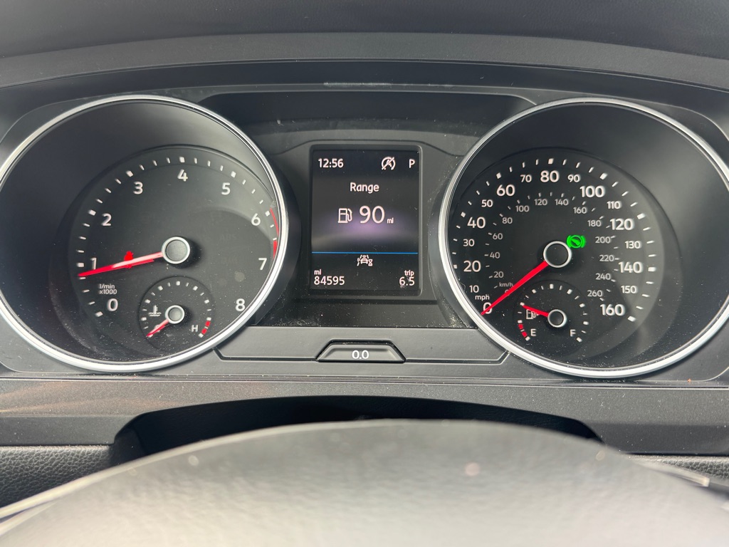 Photo 11 of this VOLKSWAGEN TIGUAN