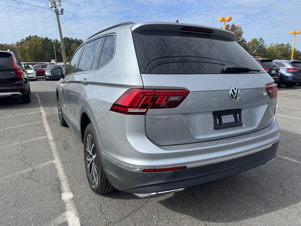 Photo 7 of this VOLKSWAGEN TIGUAN