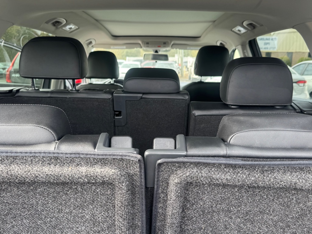 Photo 21 of this VOLKSWAGEN TIGUAN