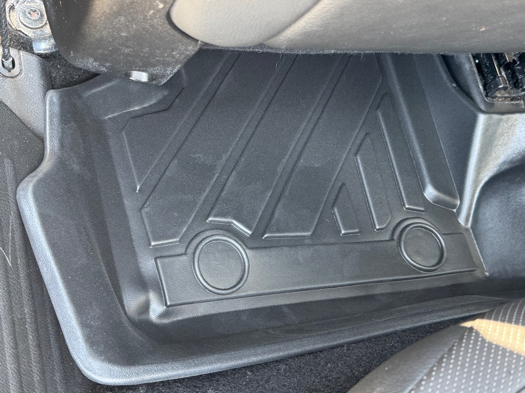 Photo 23 of this JEEP RENEGADE